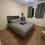 Charming 1 Bedroom Flat In Hackney